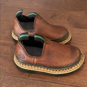 Kids Romeo sz 9M Excellent used condition